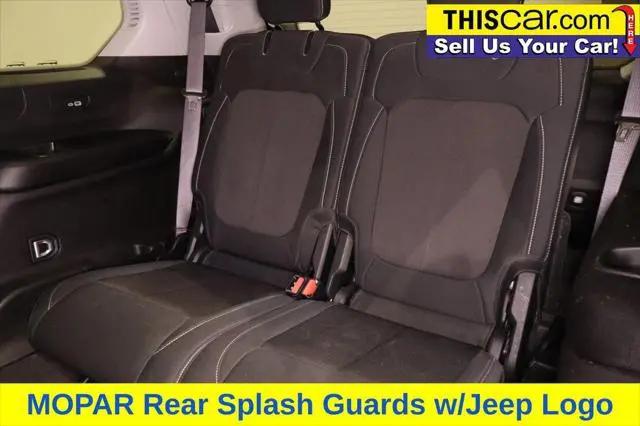 2022 Jeep Grand Cherokee L Laredo 4x2