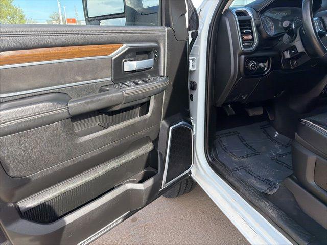 2024 Ram 2500 Laramie Crew Cab 4x4 6'4" Box