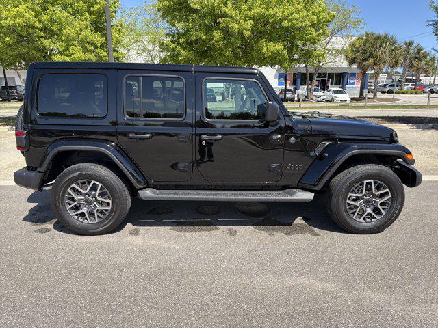 2026 Jeep Wrangler 4-Door Sahara 4x4