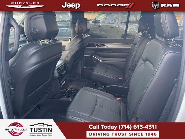 2026 Jeep Grand Wagoneer 4x2