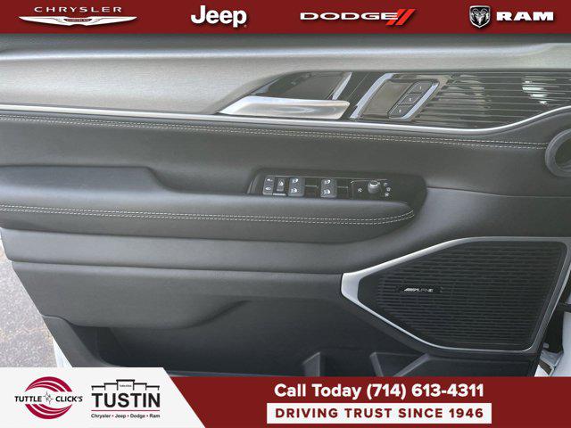 2026 Jeep Grand Wagoneer 4x2