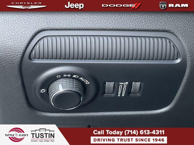 2026 Jeep Grand Wagoneer 4x2