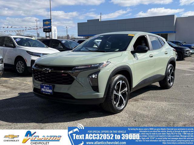 Cacti Green 2024 Chevrolet Trax RS with 1RS FWD SUV / Crossover Front-Wheel Drive 6-Speed Automatic