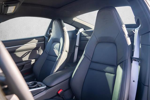 2026 Porsche 911 Carrera