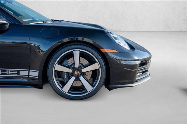 2026 Porsche 911 Carrera