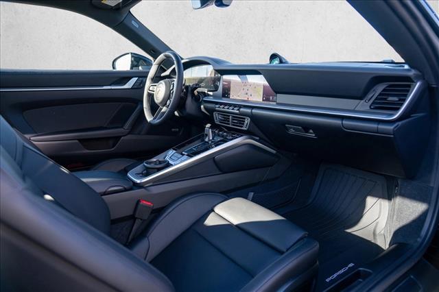 2026 Porsche 911 Carrera