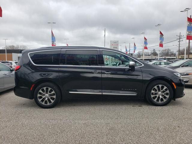 2022 Chrysler Pacifica Hybrid Pinnacle 2022 Chrysler Pacifica Hybrid Pinnacle