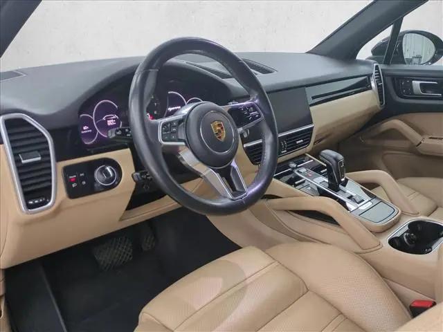 2023 Porsche Cayenne Platinum Edition