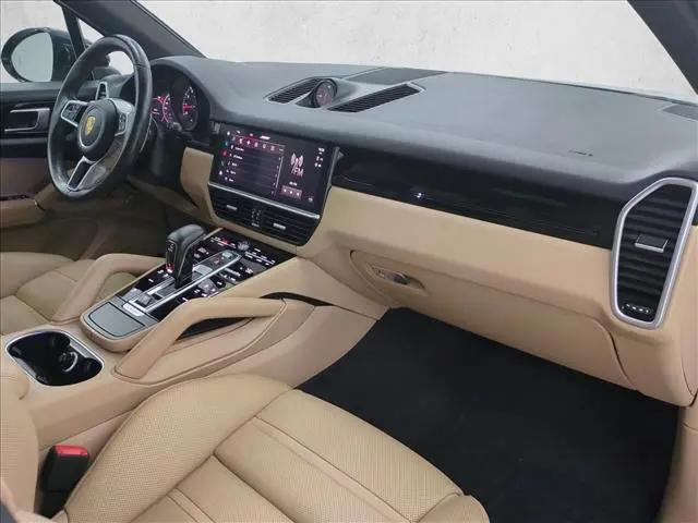 2023 Porsche Cayenne Platinum Edition