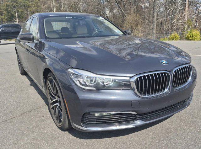 2018 BMW 740i 740i