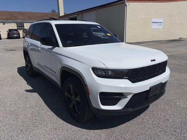 2023 Jeep Grand Cherokee Altitude 4x4