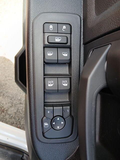 2026 Ram 3500 Tradesman/Big Horn