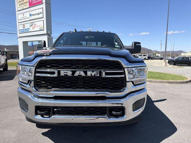 2023 RAM 2500 Tradesman Crew Cab 4x4 64 Box