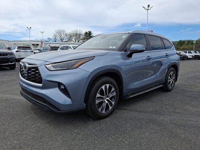 2024 Toyota Highlander XLE 2024 Toyota Highlander XLE