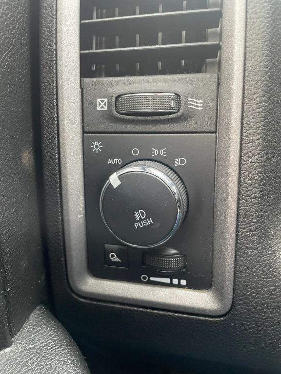 2019 Ram 1500 Classic Express Quad Cab 4x4 6'4" Box