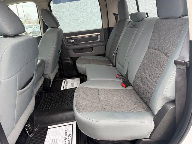 2017 Ram 1500 Big Horn Crew Cab 4x4 57 Box