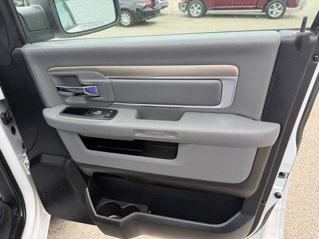 2017 Ram 1500 Big Horn Crew Cab 4x4 57 Box