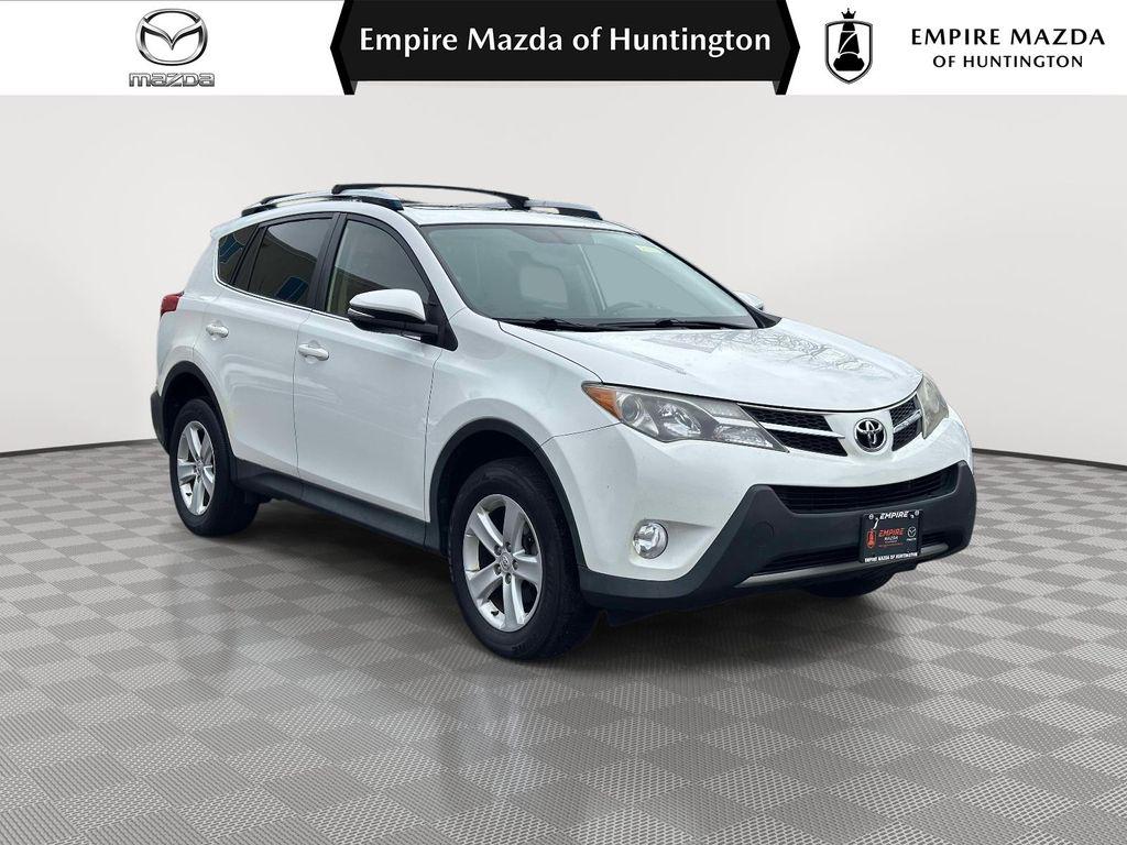 Super White 2013 Toyota RAV4 XLE AWD SUV / Crossover All-Wheel Drive 6-Speed Automatic