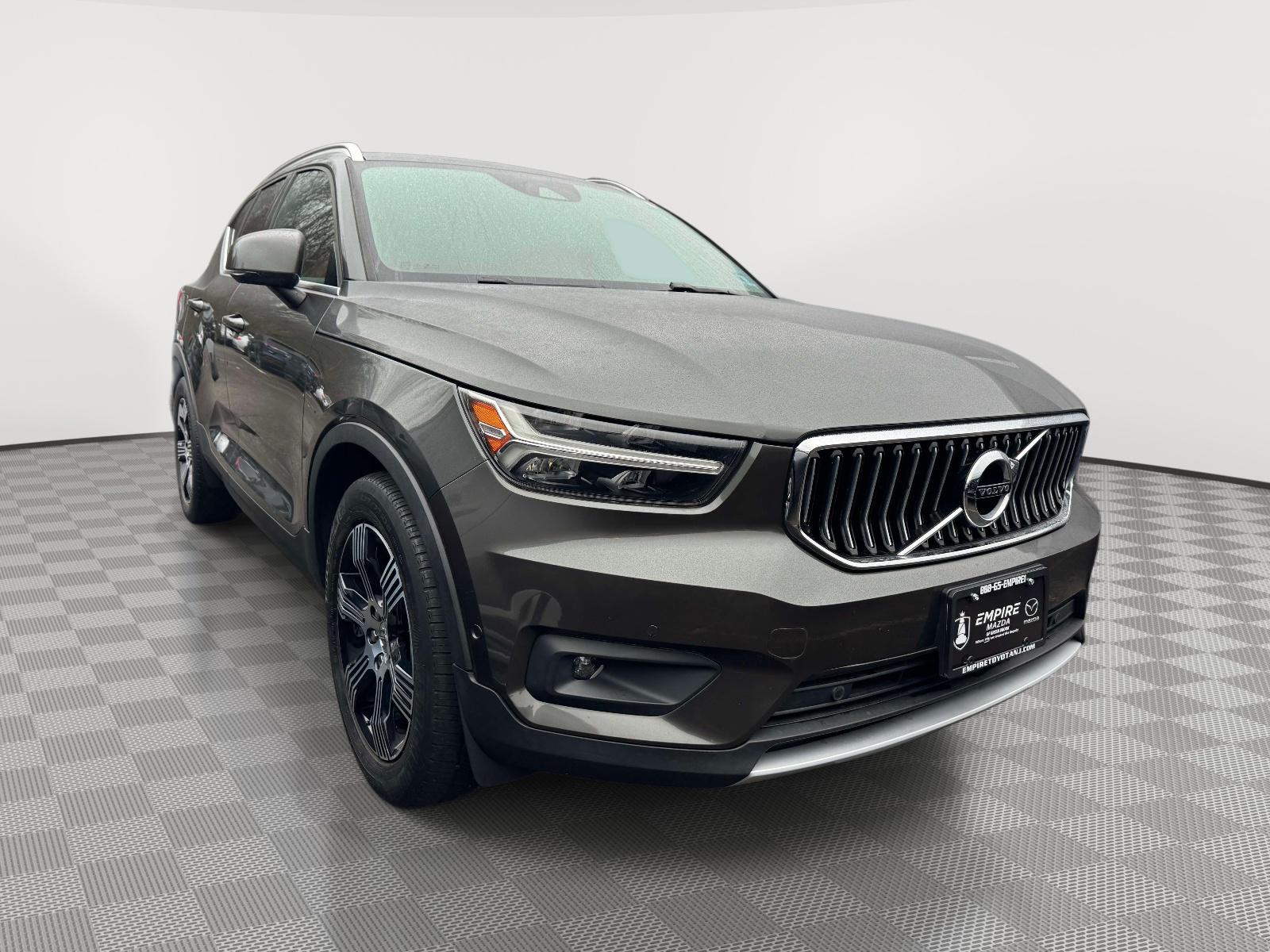 Pine Gray Metallic 2019 Volvo XC40 T5 Inscription AWD SUV / Crossover All-Wheel Drive Automatic
