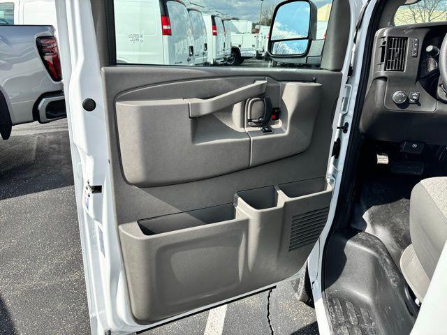 2026 GMC Savana Cargo 2500 Extended Wheelbase, Work Van, RWD