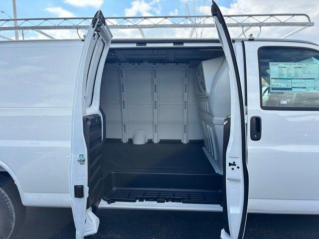 2026 GMC Savana Cargo 2500 Extended Wheelbase, Work Van, RWD