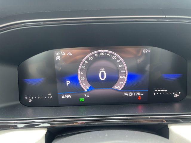 2025 Volkswagen Taos S - Photo 8
