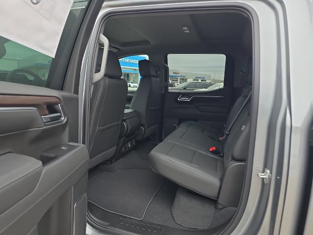 2026 GMC Sierra 1500 Crew Cab, Short Bed, SLT, 4WD