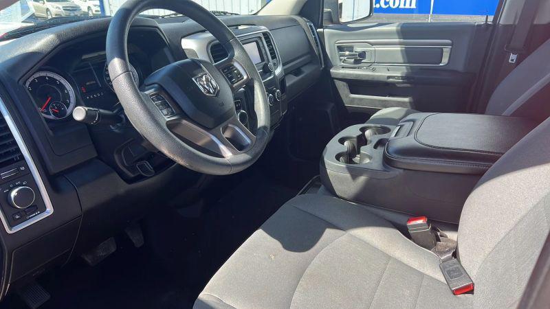 2022 Ram 1500 Classic SLT Crew Cab 4x4 5'7" Box