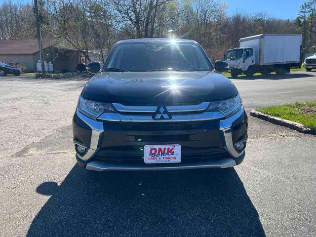 2016 Mitsubishi Outlander SE
