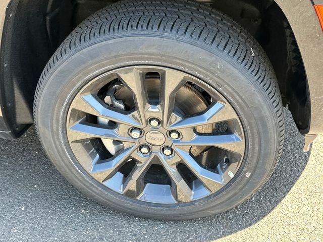 2026 Jeep Grand Cherokee L Limited Reserve 4x4
