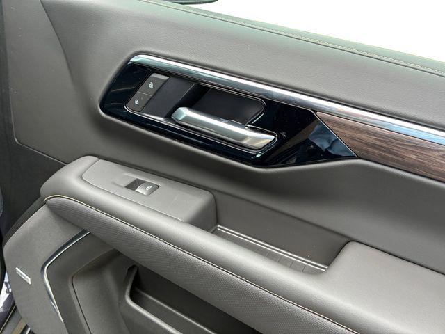 2026 Chevrolet Suburban Premier, 4WD