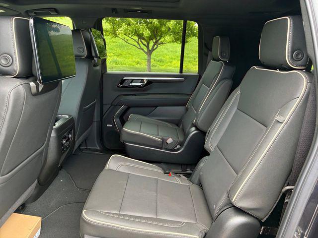 2026 Chevrolet Suburban Premier, 4WD