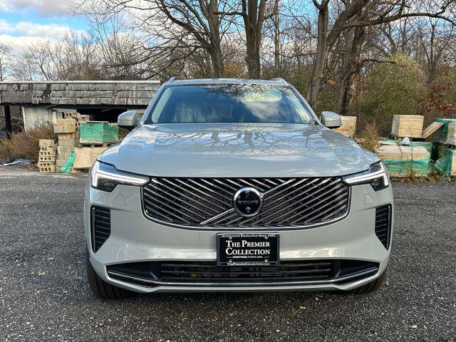 2026 Volvo XC90 Plus, B6 AWD Gas (mild hybrid), Gasoline, Bright, 7 Seats