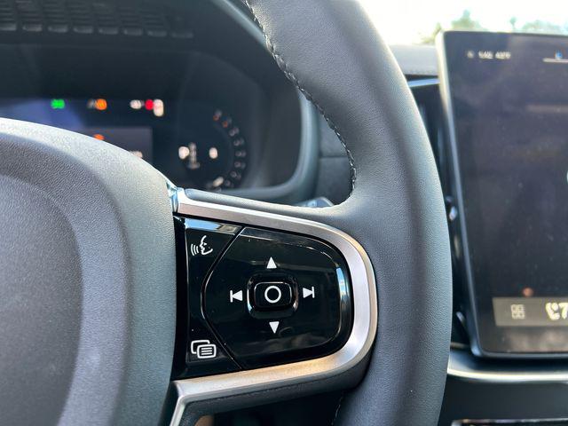 2026 Volvo XC90 Plus, B6 AWD Gas (mild hybrid), Gasoline, Bright, 7 Seats