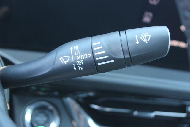 2026 Buick NV Sport Touring FWD