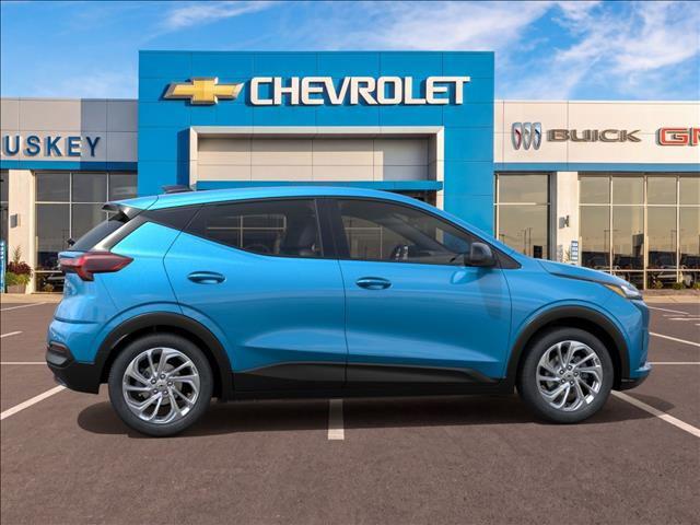 2027 Chevrolet Bolt LT FWD