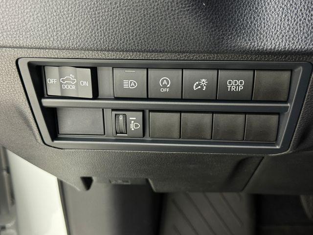 2026 Toyota Tundra SR5 CrewMax 5.5' Bed