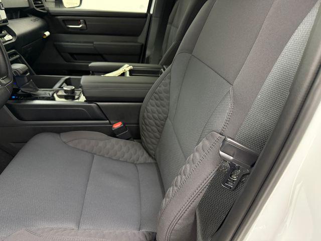 2026 Toyota Tundra SR5 CrewMax 5.5' Bed