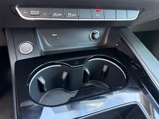 2021 Audi A4 Premium 40 TFSI quattro S tronic