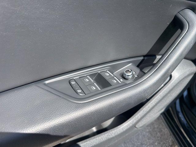 2021 Audi A4 Premium 40 TFSI quattro S tronic