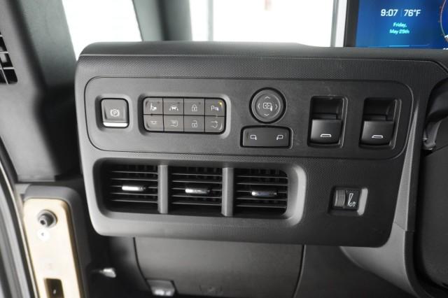 2025 Chevrolet 400 Unknown
