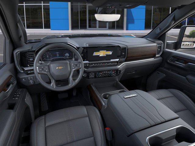 2026 Chevrolet Silverado 2500HD Crew Cab, Standard Bed, High Country, 4WD