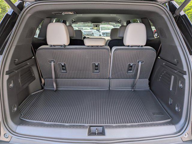 2026 GMC Acadia Elevation FWD