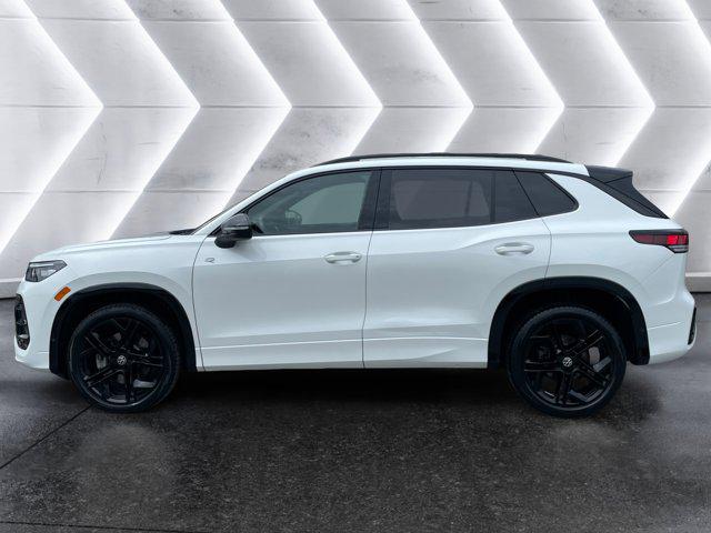 2025 Volkswagen Tiguan 2.0T SE R-Line Black
