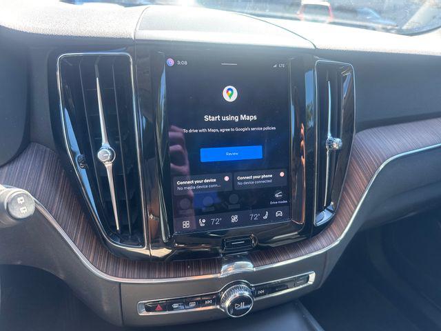 2022 Volvo XC60 B5 Momentum