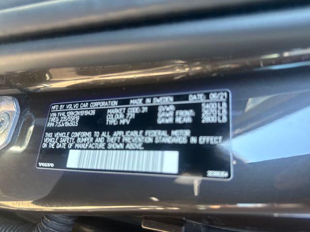 2022 Volvo XC60 B5 Momentum