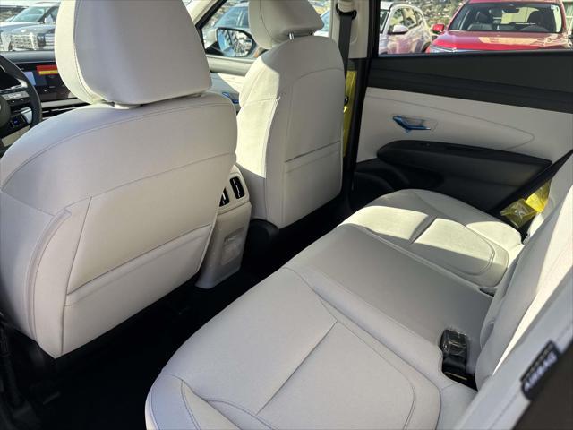 2026 Hyundai Tucson Hybrid SEL