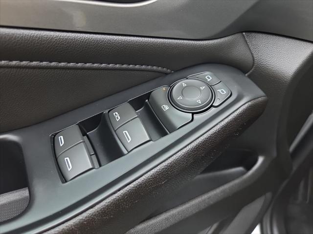 2023 Chevrolet Traverse FWD LT Cloth