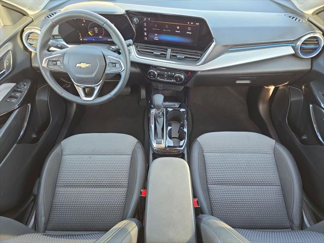 2025 Chevrolet Trax FWD LT