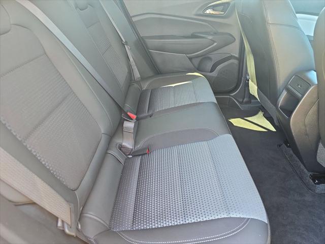 2025 Chevrolet Trax FWD LT